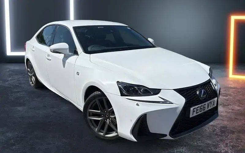 Used Lexus IS300h Sport Line 223 HP (164 kW) 2017 Sedan