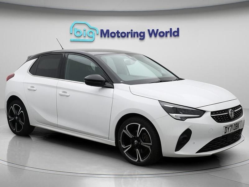 White Used 2021 Vauxhall Corsa Elite Hatchback | £10,900 (Fair price) - Image 1/4