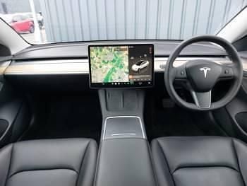 Used Tesla Model 3 RWD 208 kW (283 HP) 2022 White Sedan