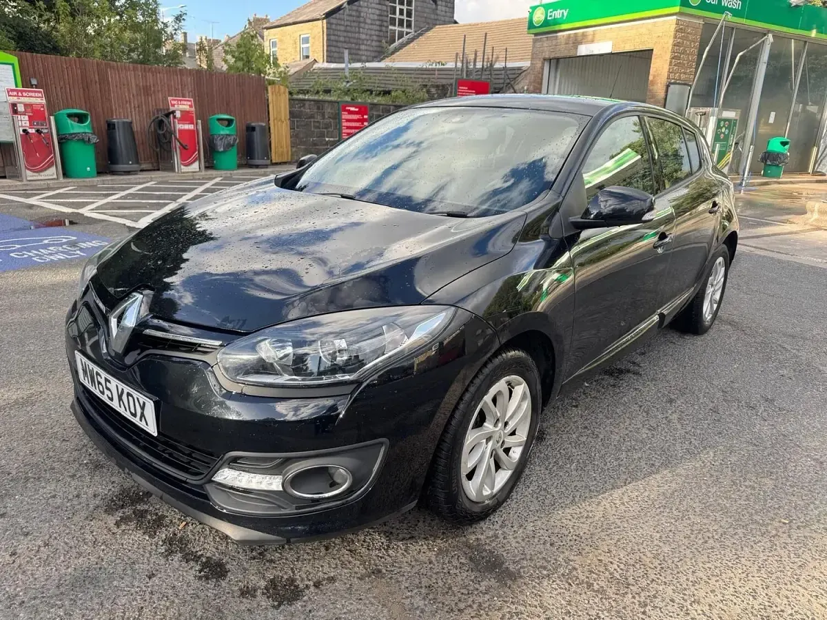 Used Renault Mégane Dynamique 2015 Black Hatchback
