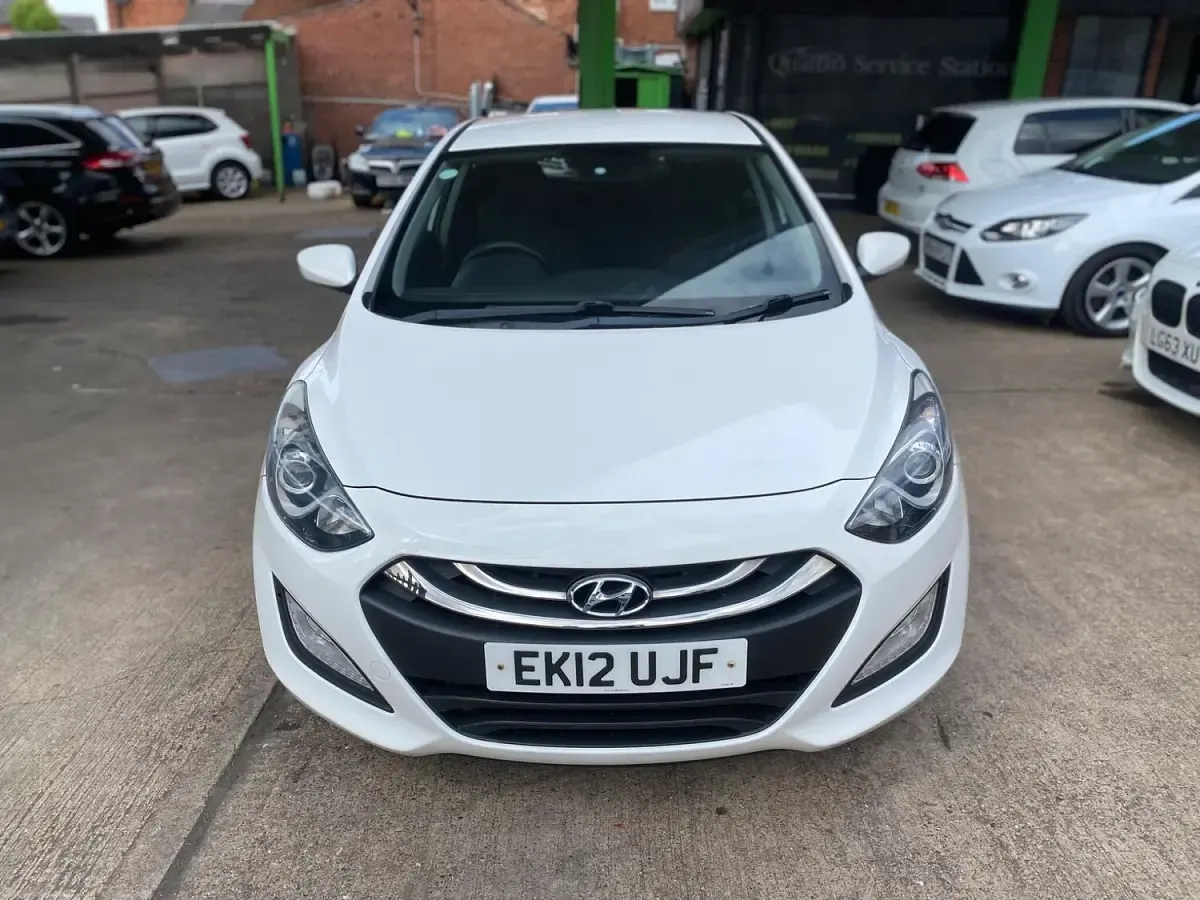 Used Hyundai i30 Active 2012 White Hatchback