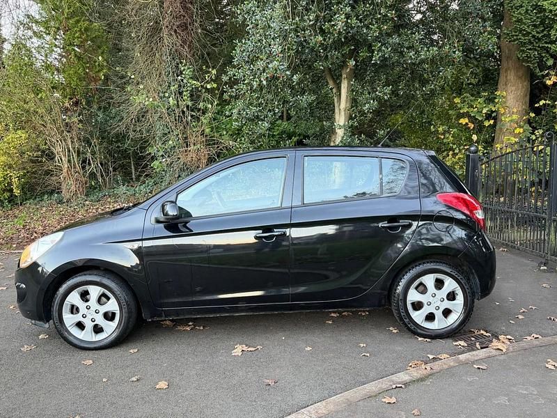 Used Hyundai i20 Comfort 2009 Black Hatchback