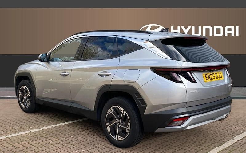 Usado Hyundai Tucson Advanced 160 HP (117 kW) 2025 Prateado SUV