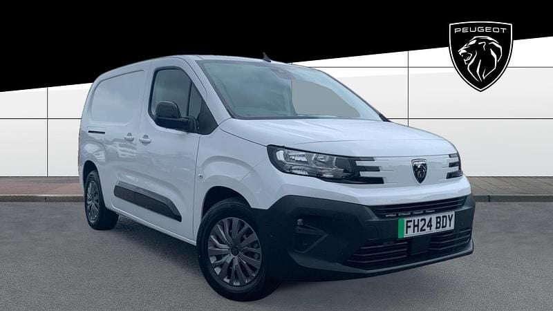 Used 2024 Peugeot E-Partner MPV | £18,990 (A bit pricey) - Image 1/3