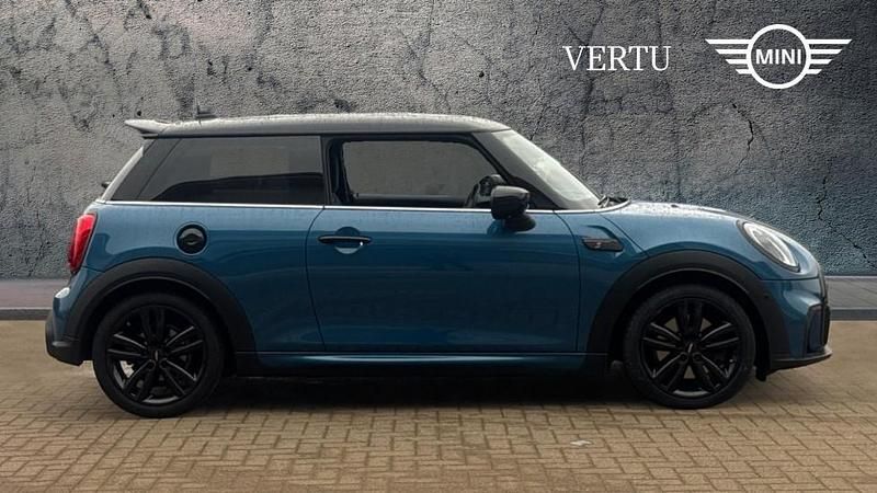 Used Mini Cooper S Sport 178 HP (130 kW) 2022 Blue Hatchback