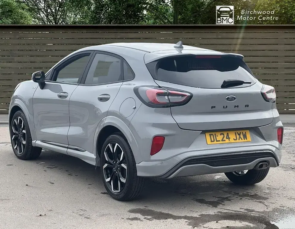 Second-hand Ford Puma ST-Line X 125 CP (91 kW) 2024 Gri SUV