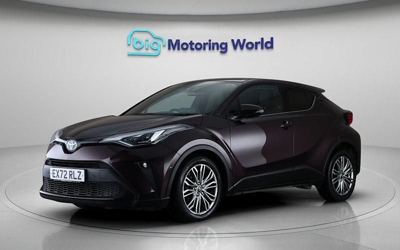 Used Toyota C-HR 122 HP (89 kW) 2022 Mauve/purple SUV