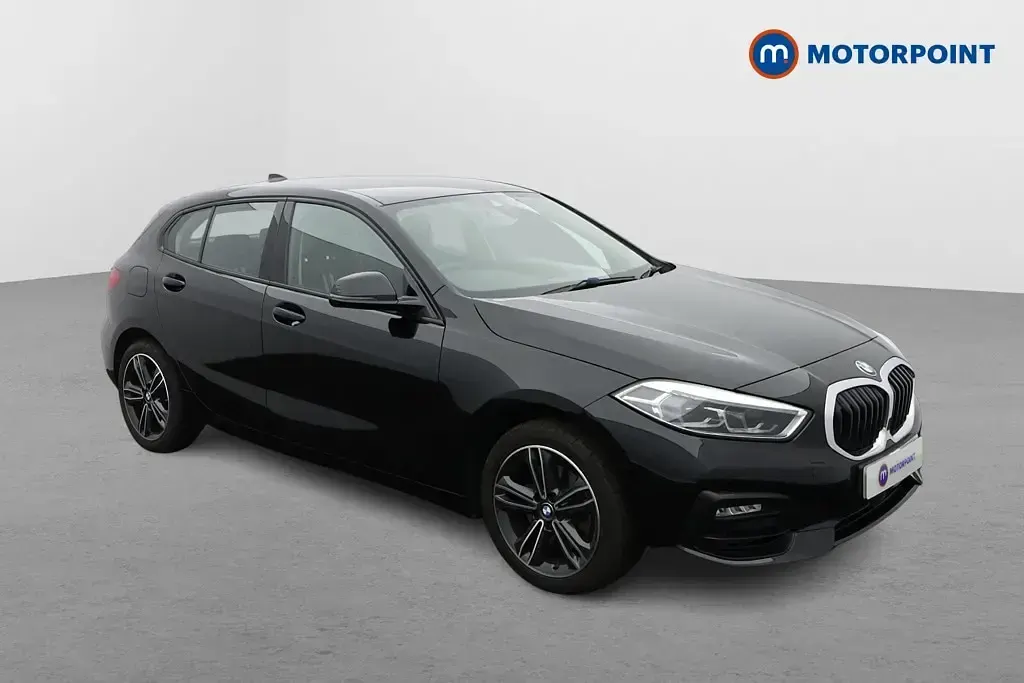 Used BMW 118 Sport Line 140 HP (102 kW) 2020 Hatchback