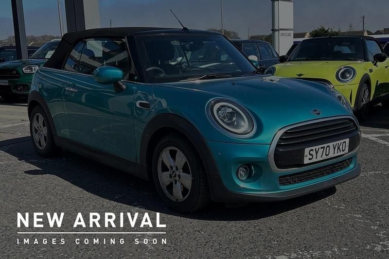 Begagnad Mini Cooper Classic 136 HK (100 kW) 2020 Grön Halvkombi