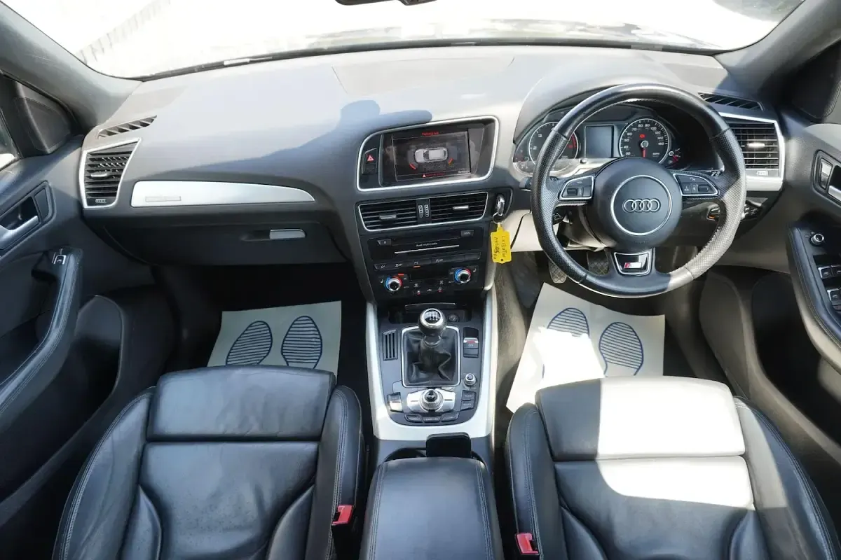 Used Audi Q5 S-Line 190 HP (139 kW) 2013 Black SUV