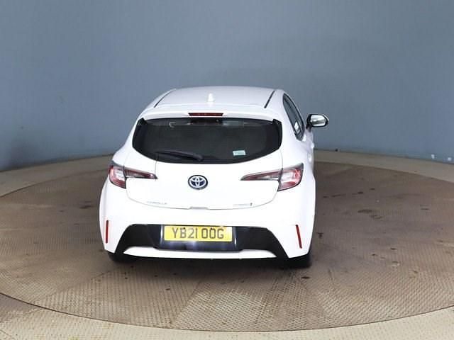 Used Toyota Corolla 122 HP (89 kW) 2021 Hatchback