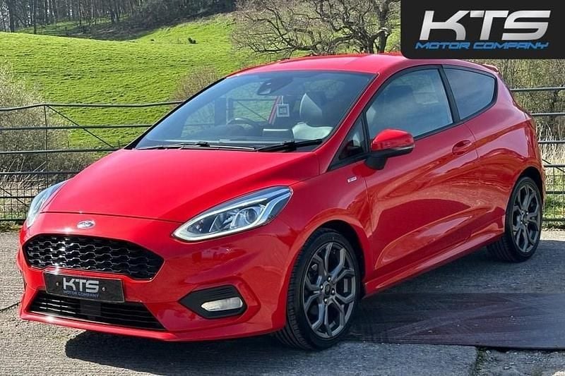 Used Ford Fiesta ST-Line X 120 HP (88 kW) 2018 Red Hatchback