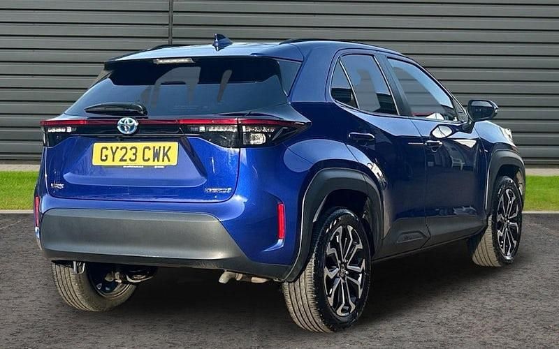 Used Toyota Yaris Hybrid Design 116 HP (85 kW) 2026 Estate