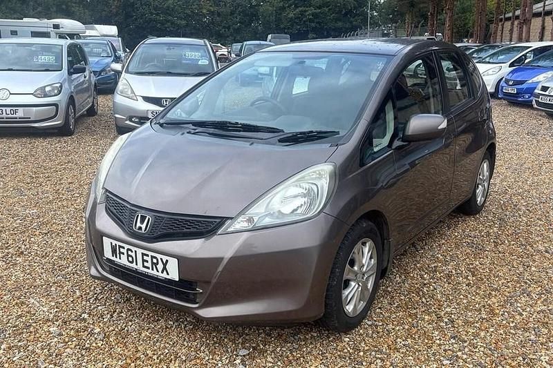 Used Honda Jazz ES 99 HP (72 kW) 2011 Brown Hatchback