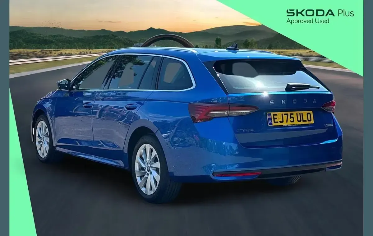 Used Skoda Octavia SE L 147 HP (108 kW) 2025 Race blue metallic Estate
