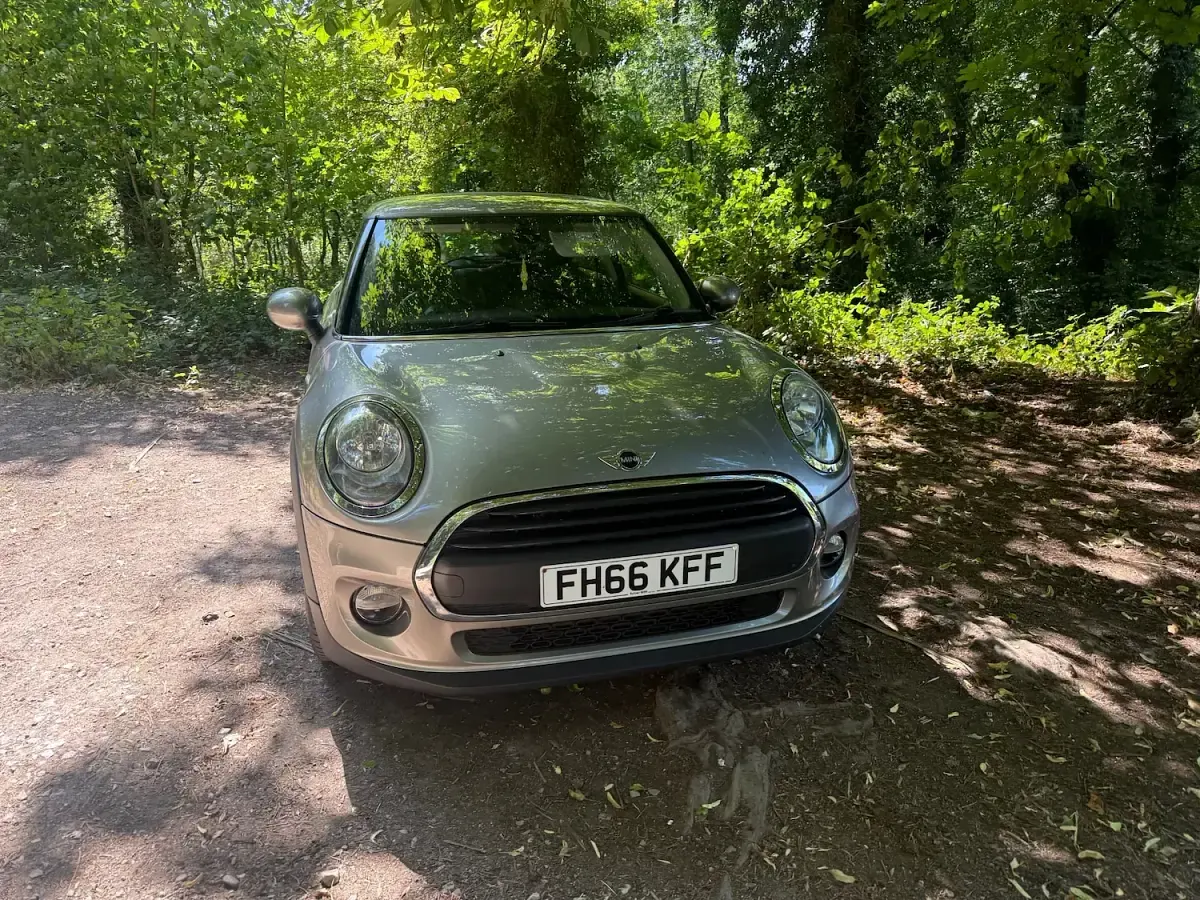 Used Mini ONE Hatch 102 HP (75 kW) 2016 Silver Hatchback