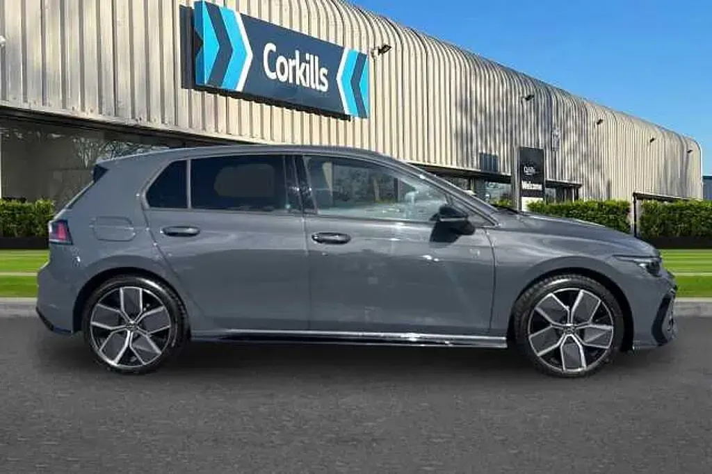 Used VW Golf VIII 150 HP (110 kW) 2025