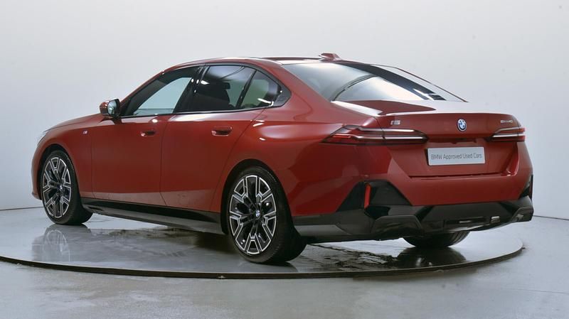 Used BMW i5 M Sport 250 kW (340 HP) 2025 Red Sedan