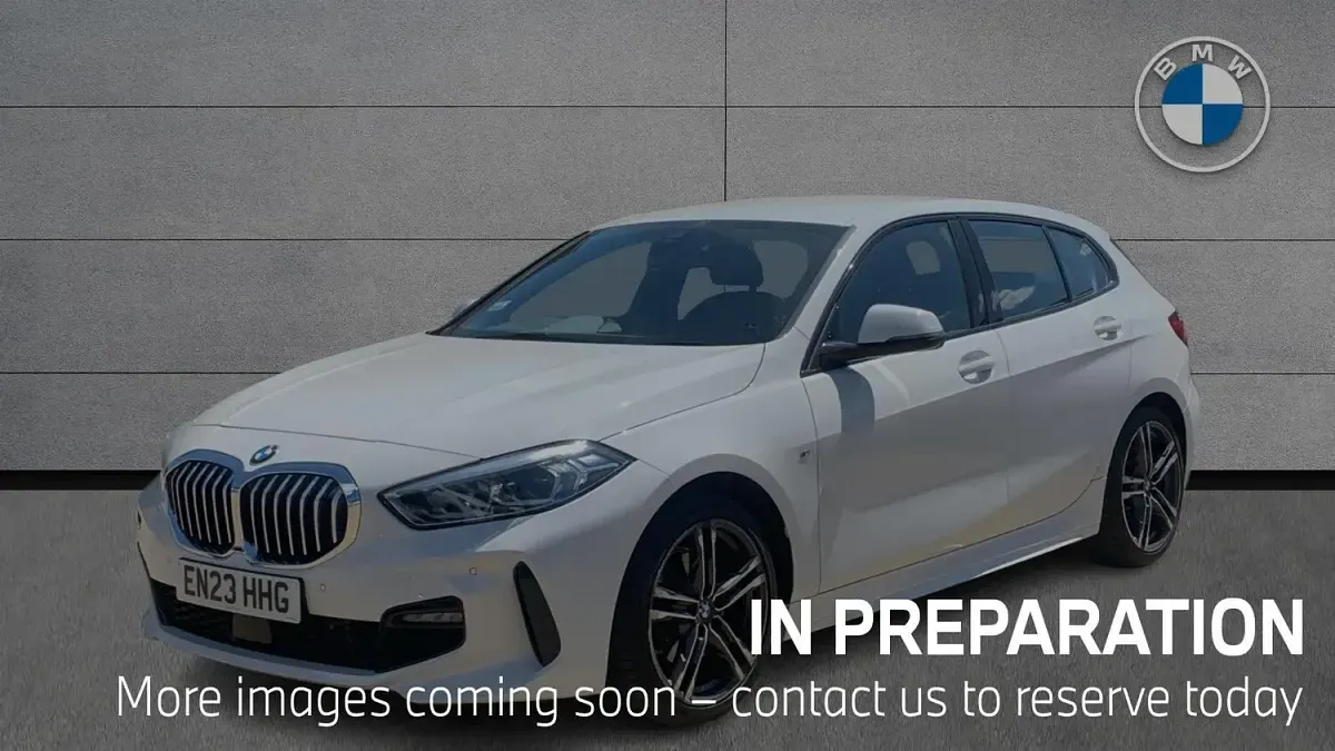 Used BMW 118 M Sport 134 HP (98 kW) 2023 White Hatchback