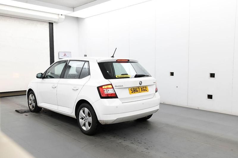 White Used 2017 Skoda Fabia SE Hatchback | £6,995 (Good price) - Image 1/4