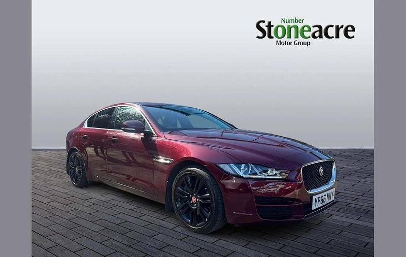 Used Jaguar XE Portfolio 240 HP (176 kW) 2016 Red Sedan