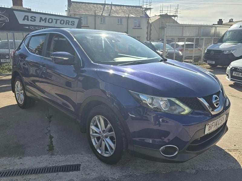 Blue Used 2014 Nissan Qashqai Acenta Premium SUV | £5,495 (Good price) - Image 1/4