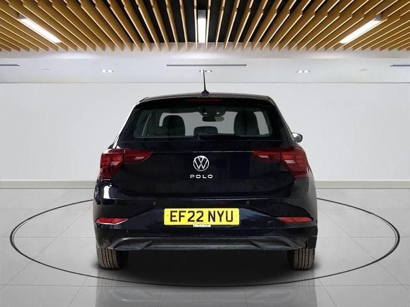 Begagnad VW Polo S 95 HK (69 kW) 2022 Svart Halvkombi
