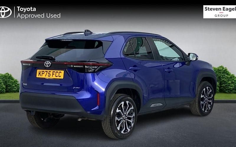 Used Toyota Yaris Hybrid Design 116 HP (85 kW) 2026 Estate