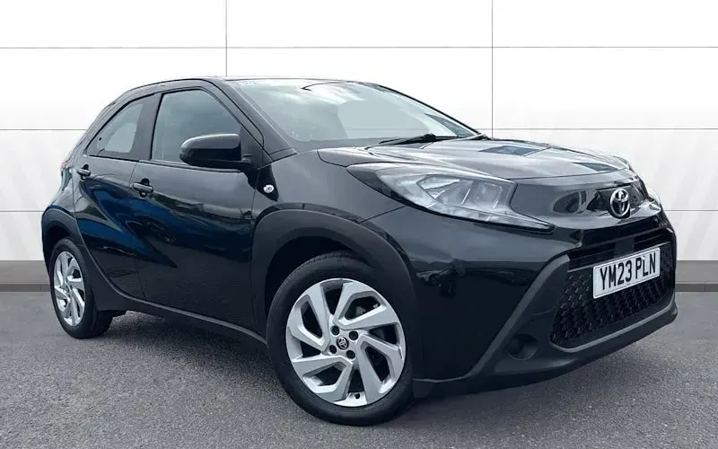 Used Toyota Aygo X PURE 72 HP (52 kW) 2023 SUV