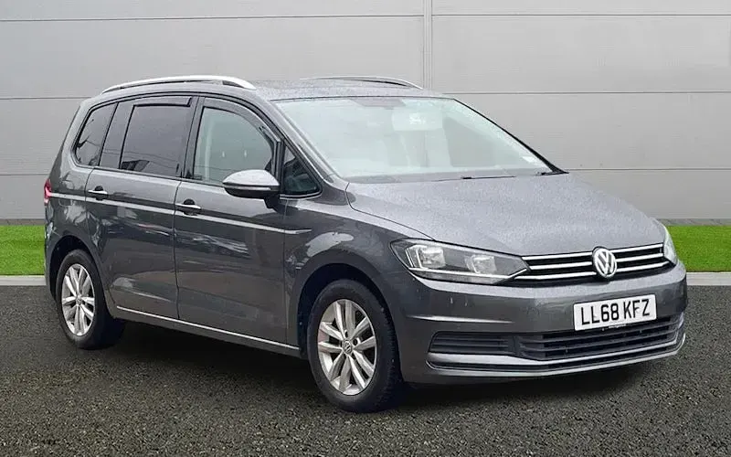 Used VW Touran Family 116 HP (85 kW) 2018 MPV