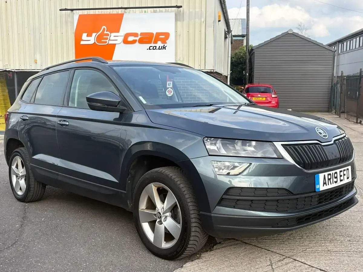 Used Skoda Karoq SE 115 HP (84 kW) 2019 Grey SUV