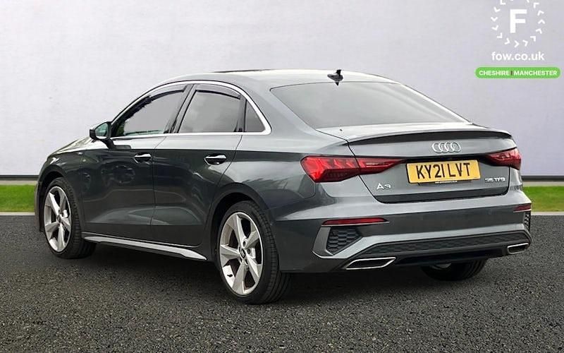 Begagnad Audi A3 S-Line 150 HK (110 kW) 2024 Sedan