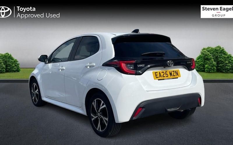 Used Toyota Yaris Hybrid Design 116 HP (85 kW) 2026 Hatchback