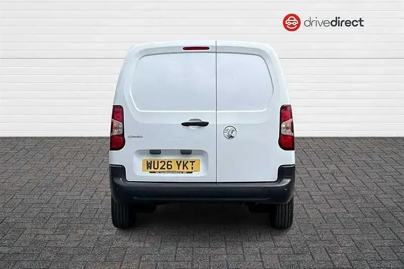 New Vauxhall Combo S 100 HP (73 kW) 2026 White MPV