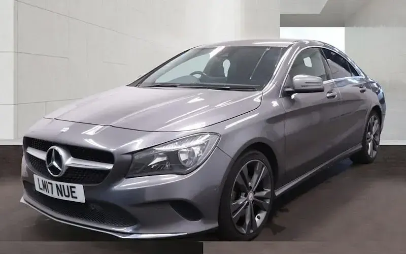 Used Mercedes CLA180 122 HP (89 kW) 2016 Grey Coupe