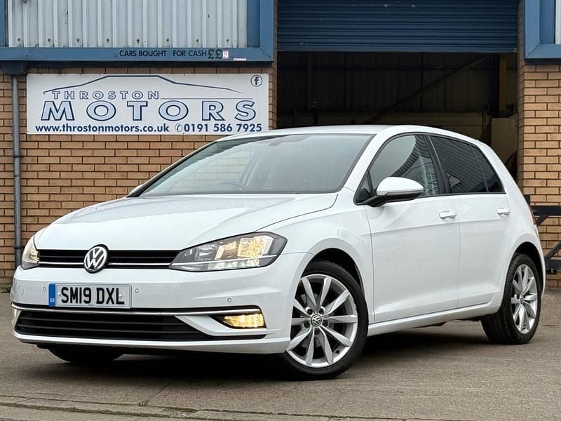 Used VW Golf VII GT 115 HP (84 kW) 2019 White Hatchback