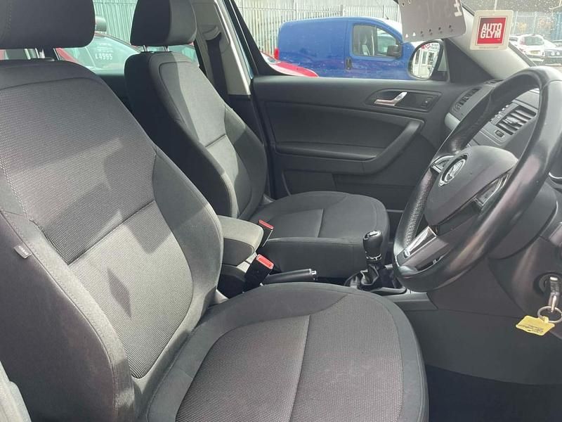 Used Skoda Yeti SE 105 HP (77 kW) 2014 Blue SUV