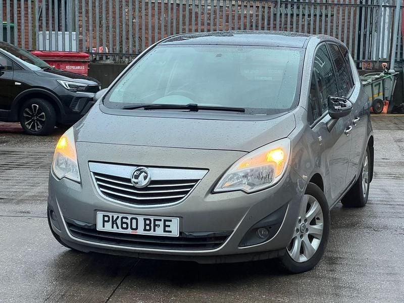 Used Vauxhall Meriva 100 HP (73 kW) 2010 Brown MPV