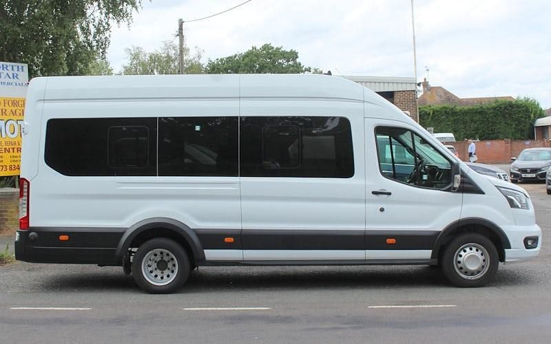 Usado Ford Transit Limited 170 HP (125 kW) 2022 Monovolume
