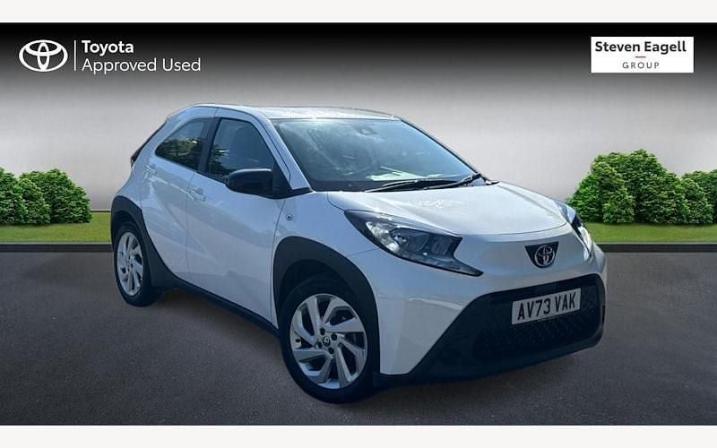 Used 2025 Toyota Aygo X PURE SUV | £12,917 - Image 1/4