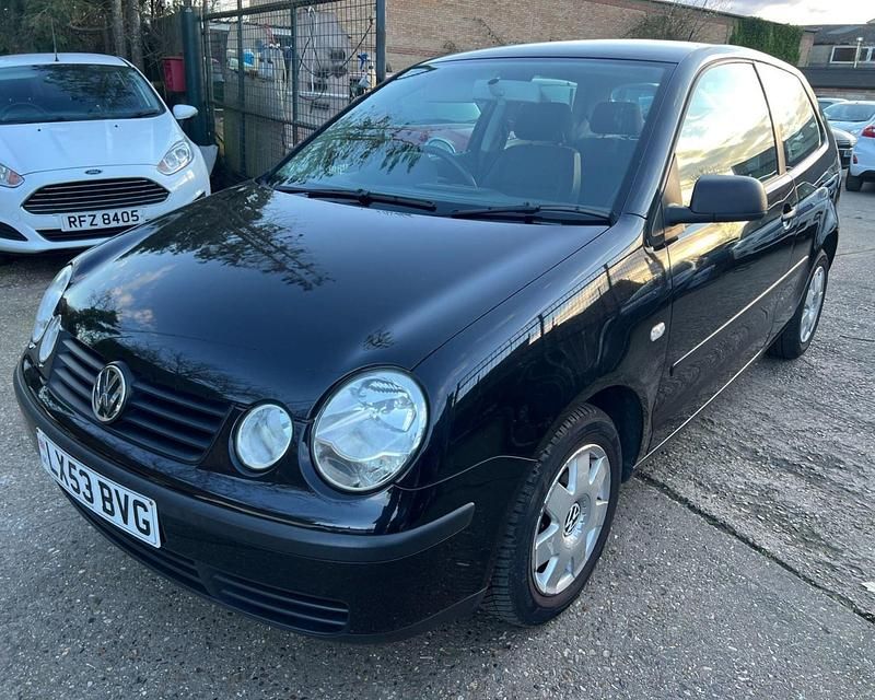 Used VW Polo 75 HP (55 kW) 2003 Black Hatchback