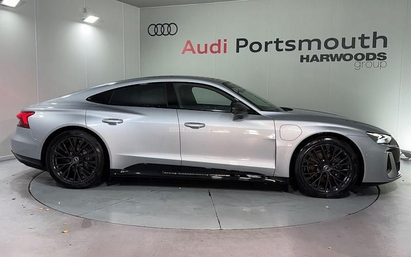 Used Audi e-tron GT quattro 369 kW (503 HP) 2026 Sedan