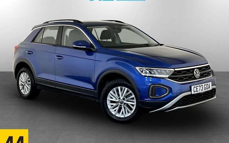 Used VW T-Roc Life 150 HP (110 kW) 2025 SUV
