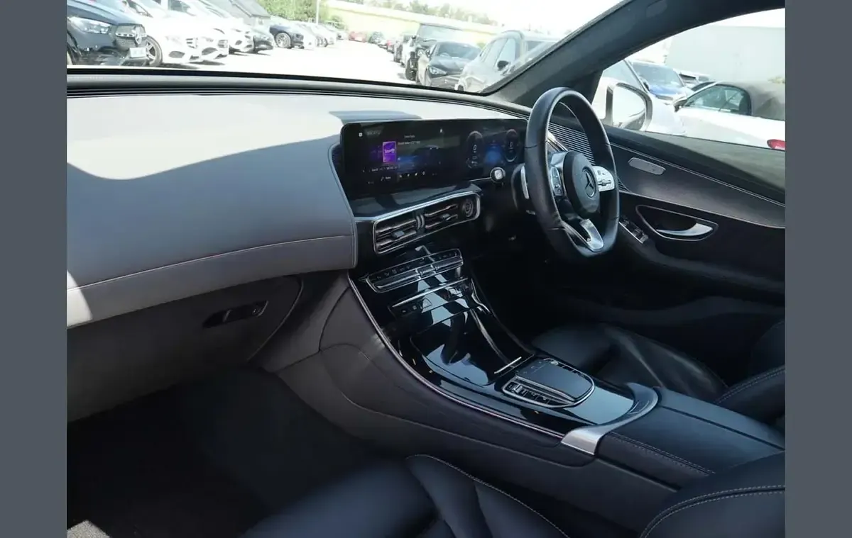 Used Mercedes EQC400 AMG Line Premium 300 kW (408 HP) 2022 White SUV