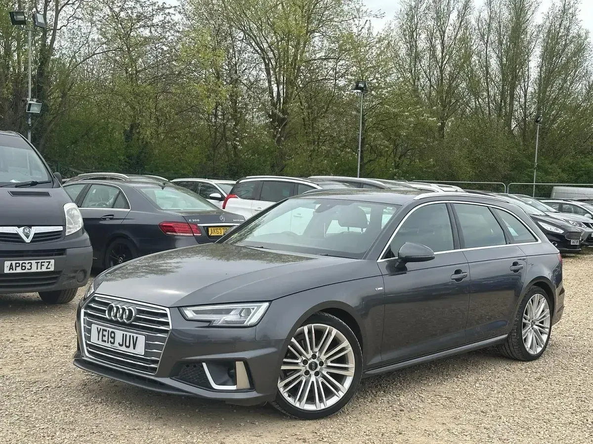 Used Audi A4 S-Line 190 HP (139 kW) 2019 Grey Estate