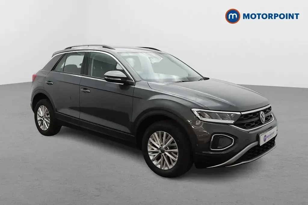 Used VW T-Roc Life 110 HP (80 kW) 2023 SUV