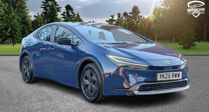 Used Toyota Prius Design 2025 Blue Hatchback