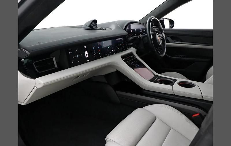 Used Porsche Taycan 559 kW (761 HP) 2021 Black Sedan