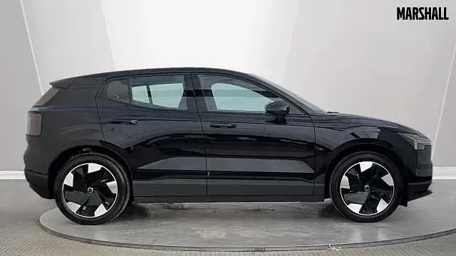 Usado Volvo EX30 Plus 200 kW (272 HP) 2025 Preto SUV