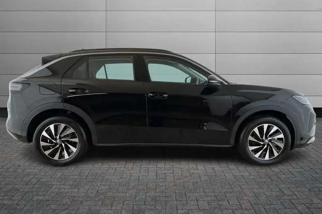 New VW T-Roc 150 HP (110 kW) 2026 SUV